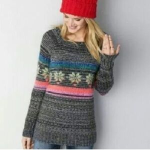 American Eagle Women’s Wool Mohair Crew Sweater Size S Outdoor